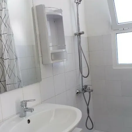 Lägenhet Tomarhousing *